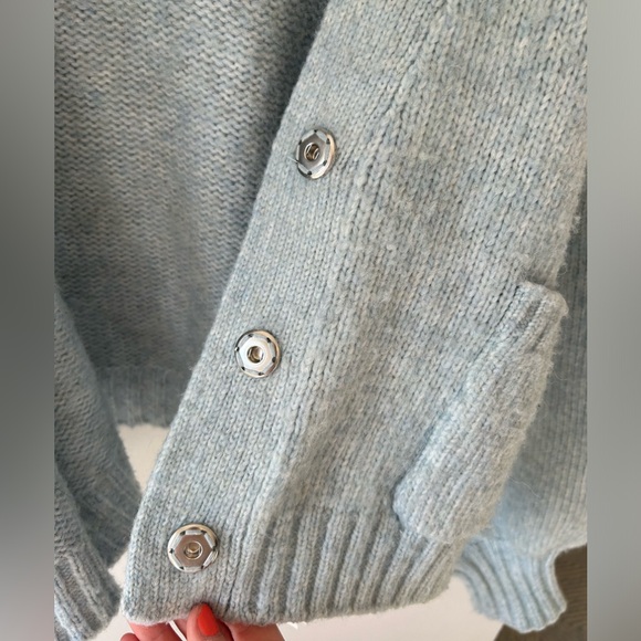 Zara Embellished Bow Oversized Cardigan - Picture 7 of 9